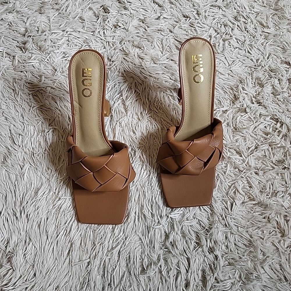 EGO Heels Square Toe Woven Strap Heels Sculptured Heel Sandals Pumps Size 8 ✨️💫 - Picture 3 of 8